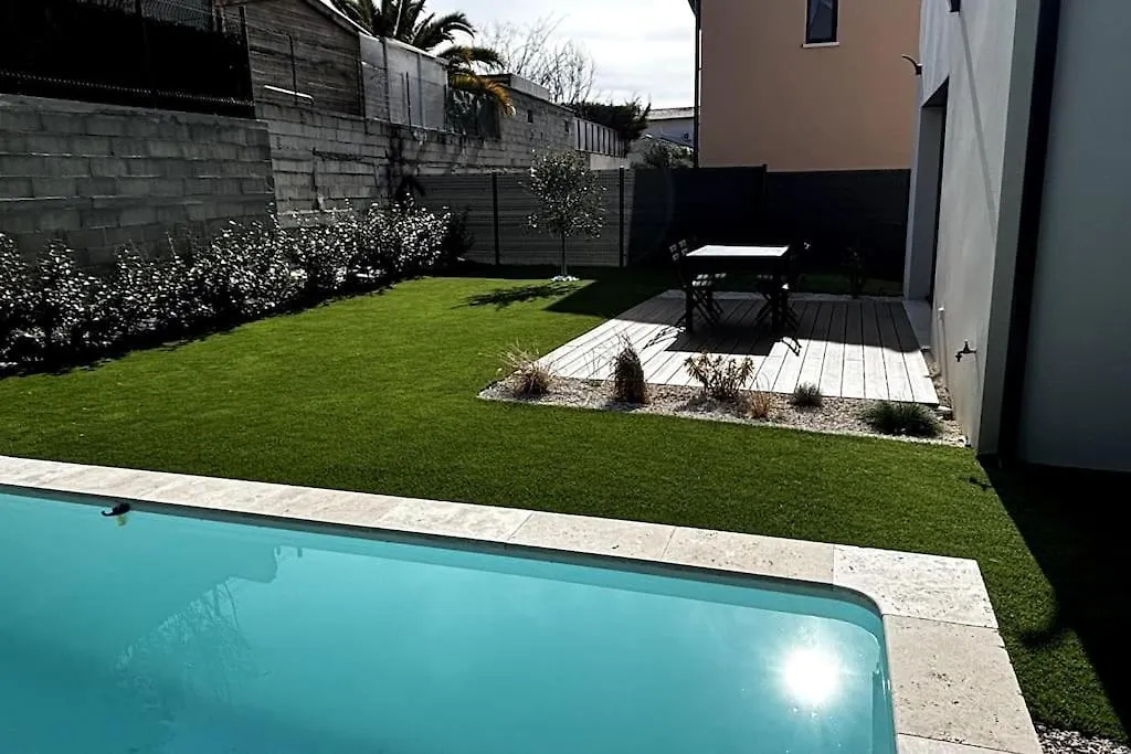 Chez Celine - Belle Maison Climatisee Piscine Carpentras France