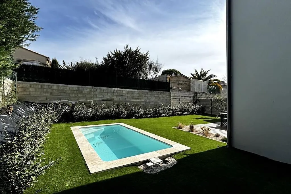 Chez Celine - Belle Maison Climatisee Piscine Carpentras Villa